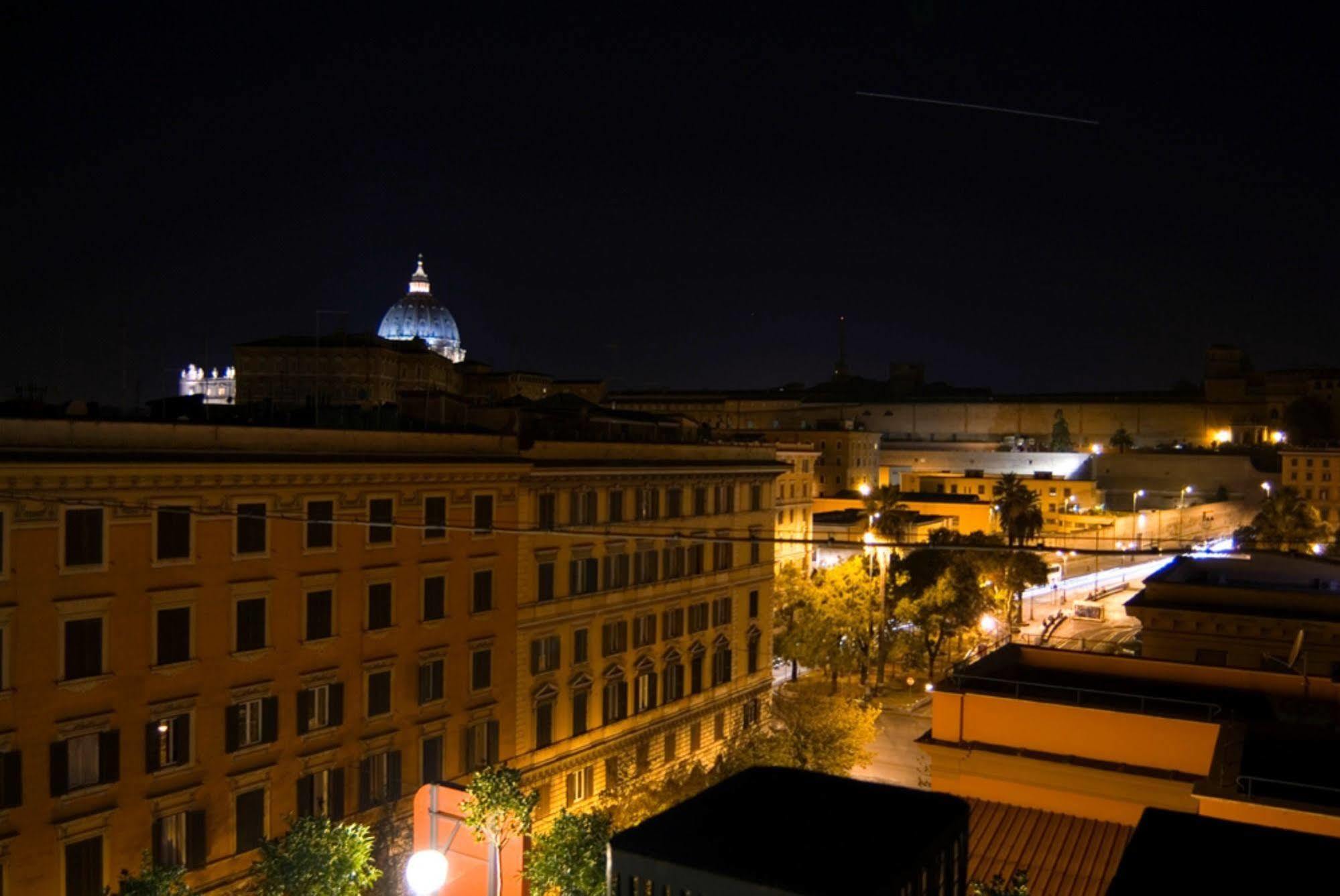 Orange Hotel Rome Bagian luar foto