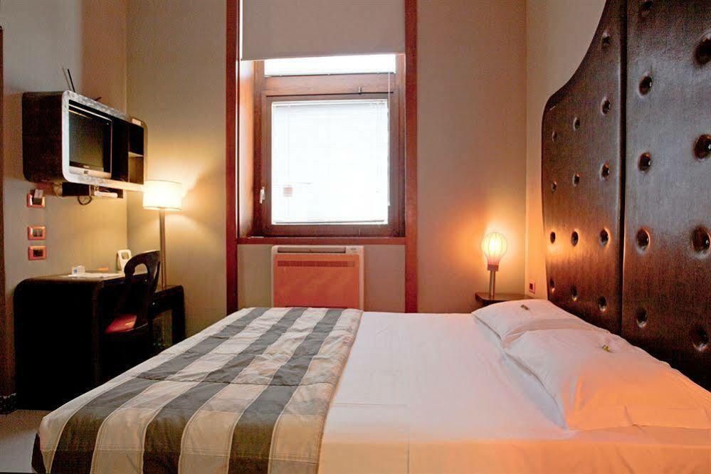 Orange Hotel Rome Bagian luar foto